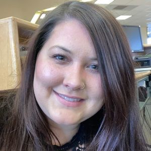 Meet your Posher, Stacy